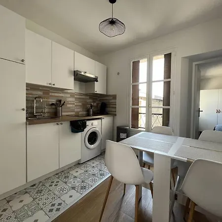 Apartment Le Monterelais : Hypercentre *
